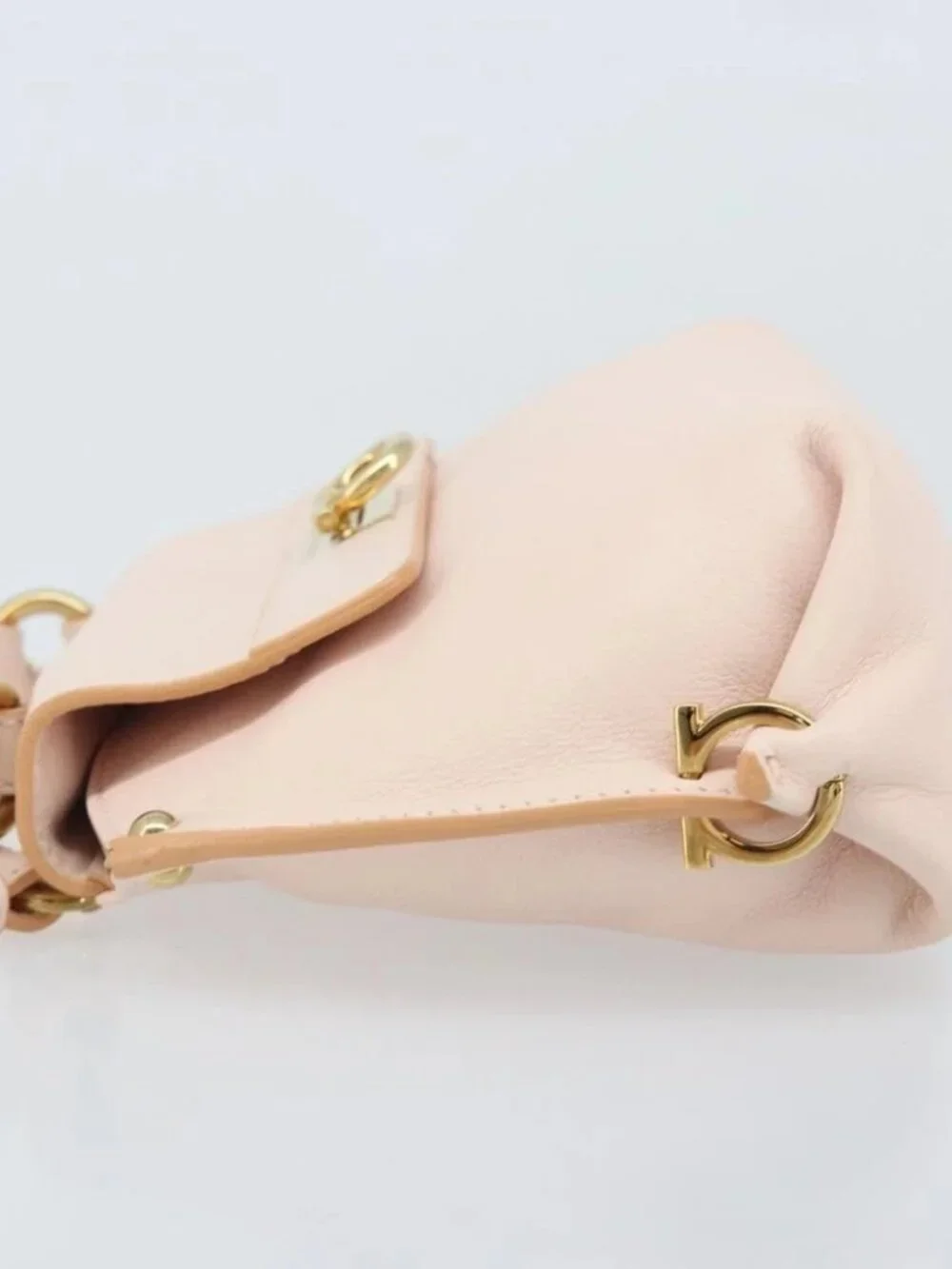 Salvatore Ferragamo Gancini Hand Bag Leather 2way Pink Gold Auth AMZ564A